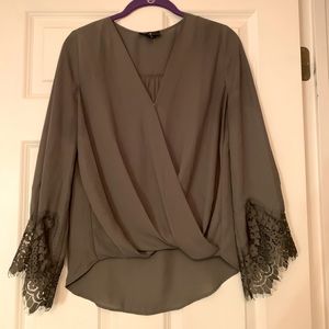 IZ Byer Long Sleeve Lace Shirt Size SM